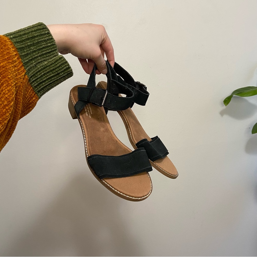 TOMS Black Camilla Suede Sandals